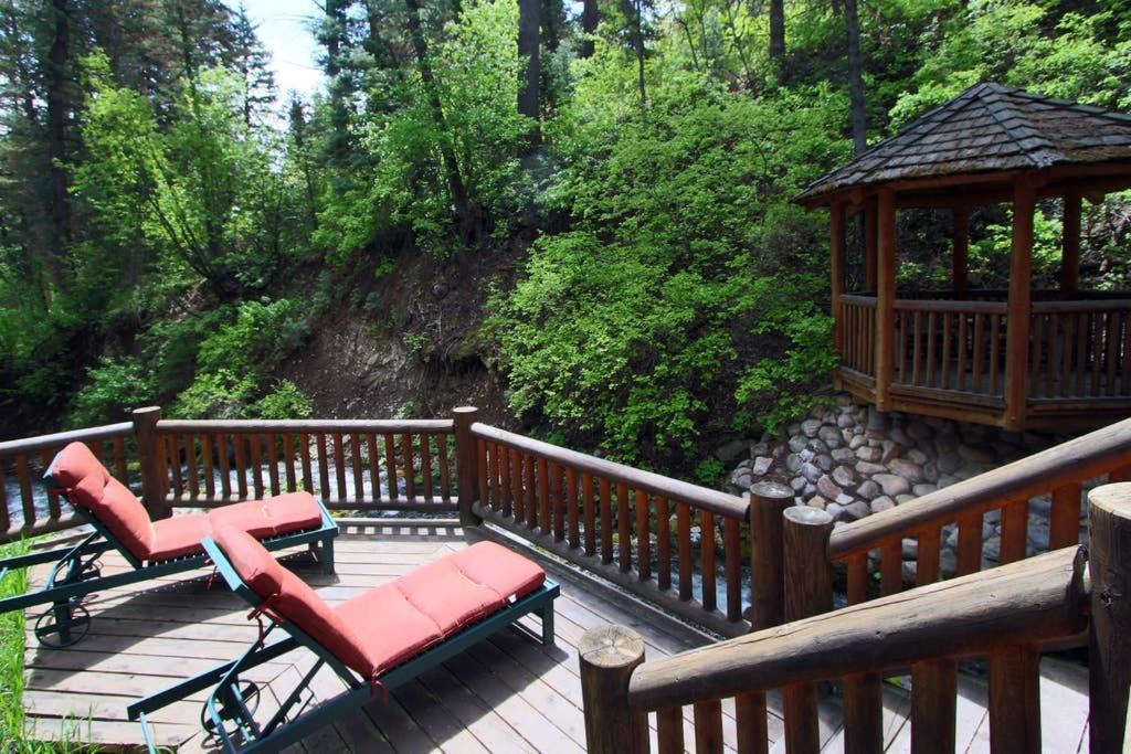 Log Cabin On The Stream Sundance, Utah Buitenkant foto