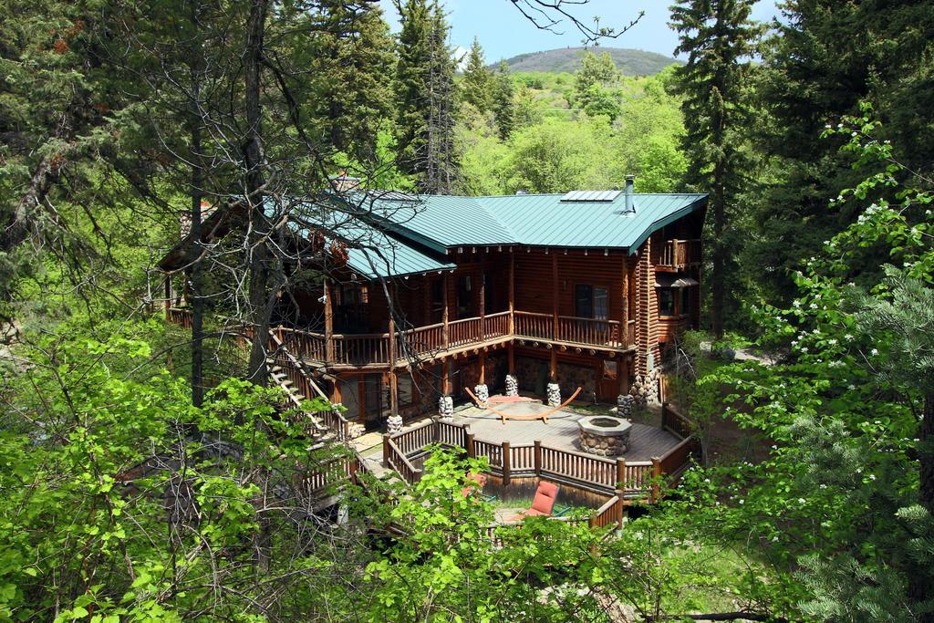 Log Cabin On The Stream Sundance, Utah Buitenkant foto